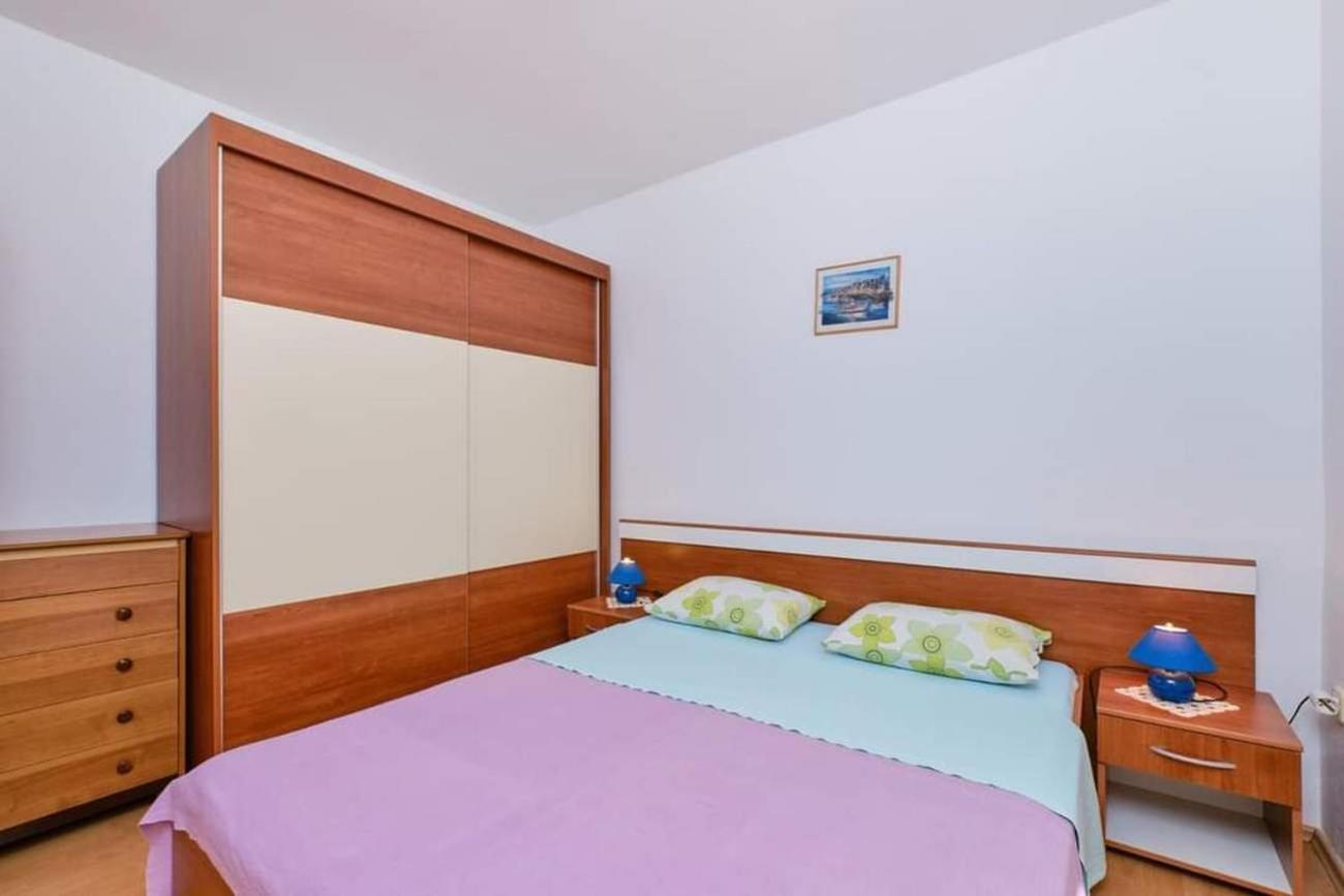 Apartments With A Parking Space Cunski, Losinj - 7867 Rum bild