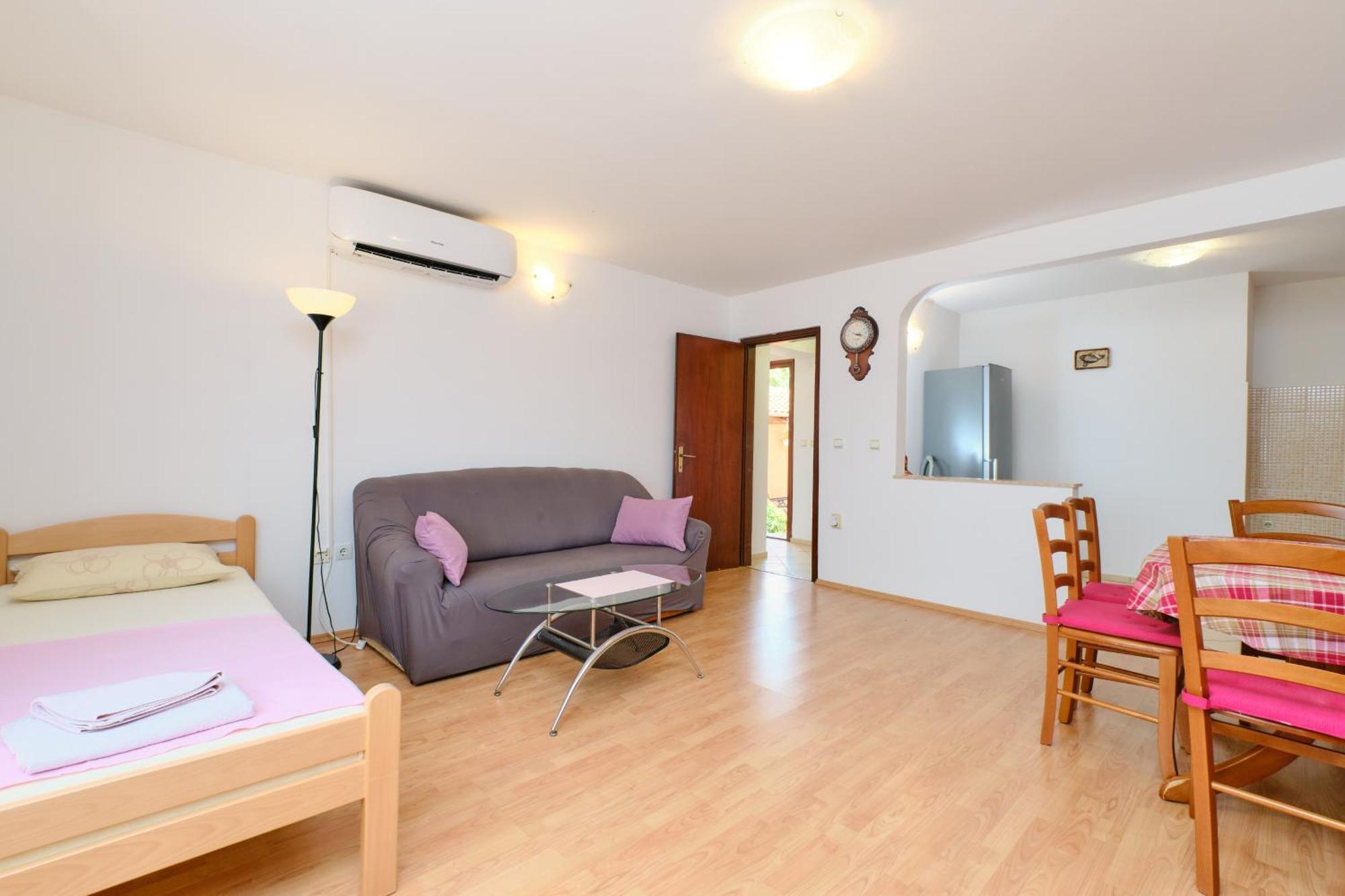 Apartments With A Parking Space Cunski, Losinj - 7867 Rum bild